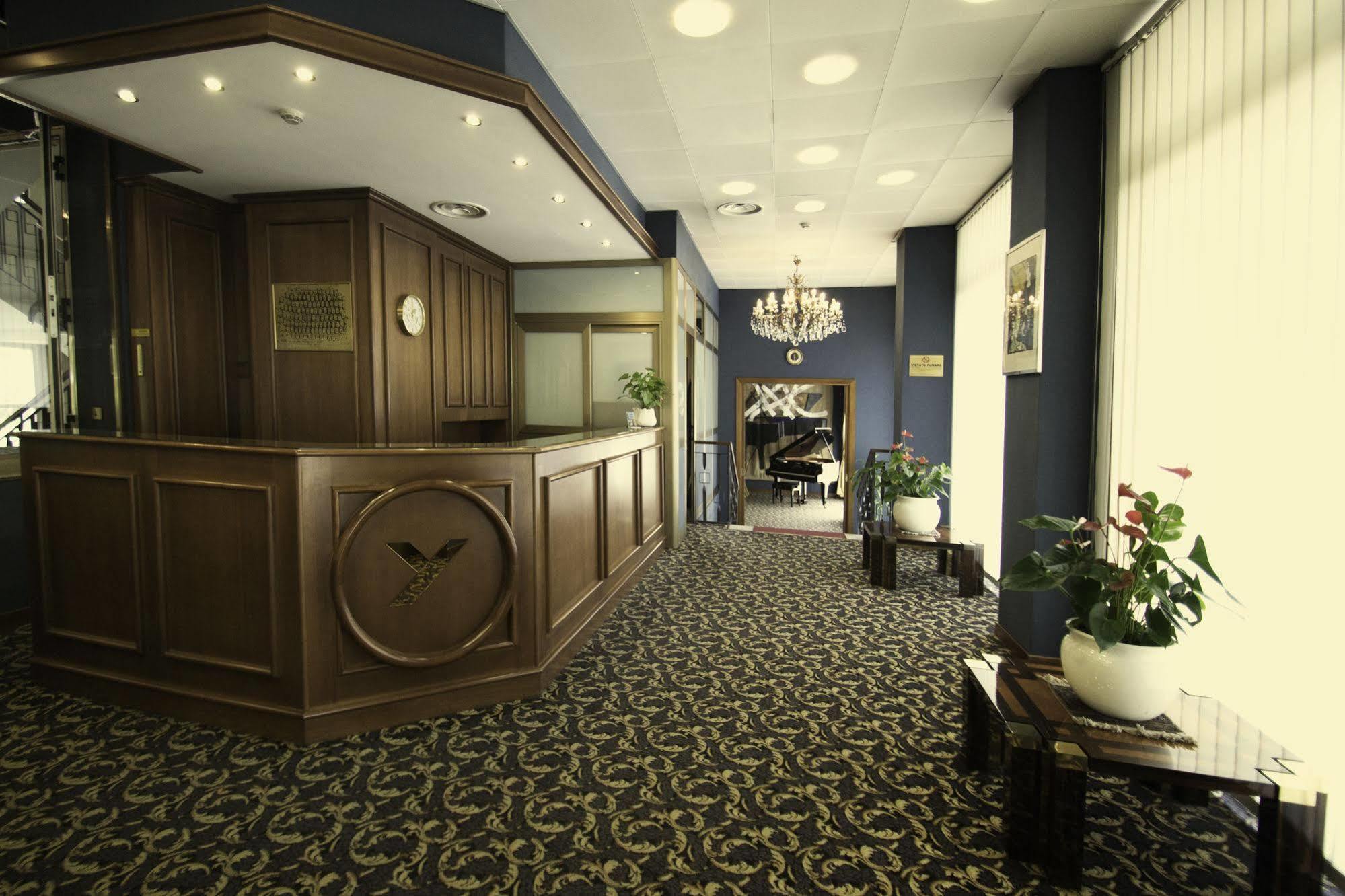 York Hotel ローマ エクステリア 写真